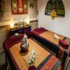 images/locatie/Chanthra-grote-massageruimte.jpg